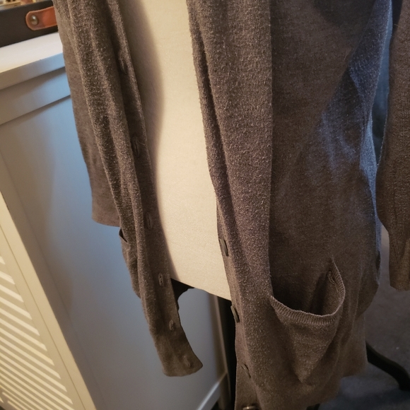 H&M grey wool cardigan sweater - Picture 2 of 4